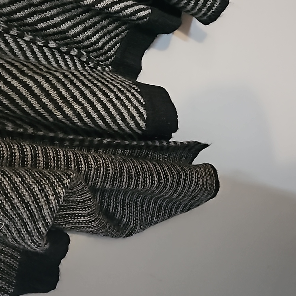 Plus cardigan - Picture 2 of 5